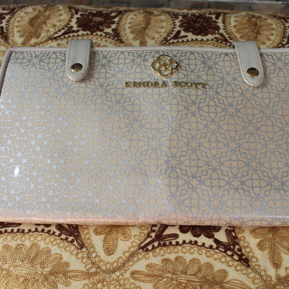 Kendra Scott Jewelry Travel Case Hanging 4 Removable Compartments - Picture 1 of 16